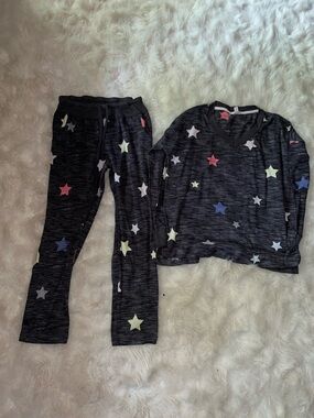 Secret Treasures Black Star-Print Pajama Set with Multicolor Stars